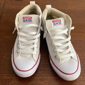 Men’s 1/2 cab converse.